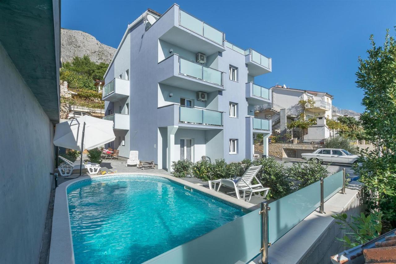 לוקבה Apartments Lorenzo מראה חיצוני תמונה