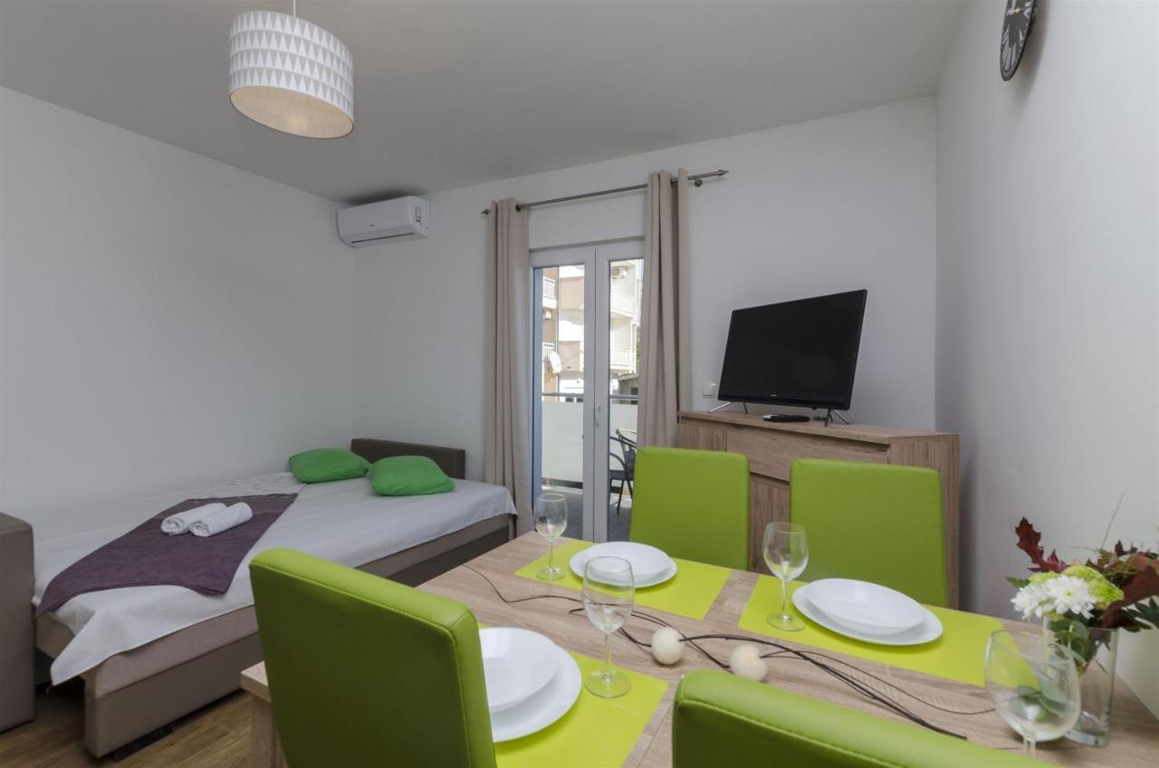 לוקבה Apartments Lorenzo מראה חיצוני תמונה