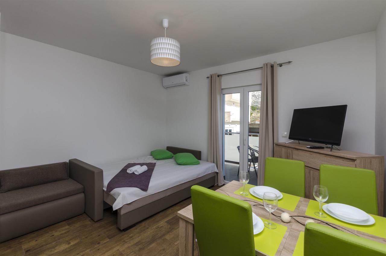 לוקבה Apartments Lorenzo מראה חיצוני תמונה