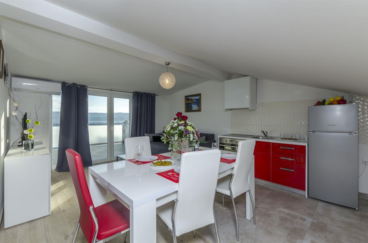 לוקבה Apartments Lorenzo מראה חיצוני תמונה