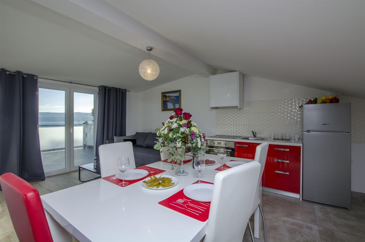 לוקבה Apartments Lorenzo מראה חיצוני תמונה